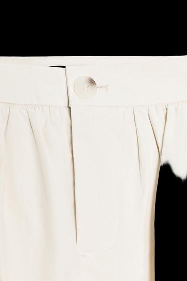 FALDA MINI GLOBO - Crudo de Zara