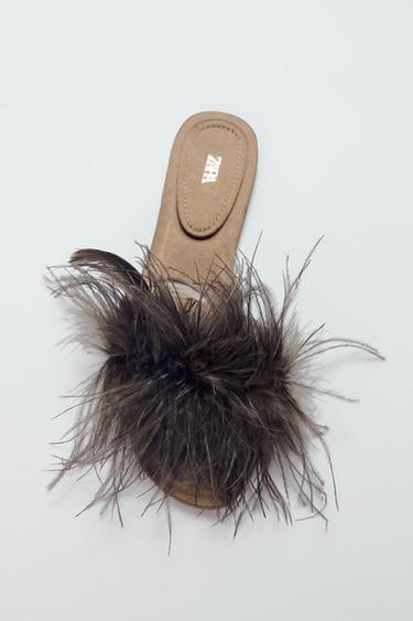 SANDALES PLATES PLUMES - Marron chocolat de Zara