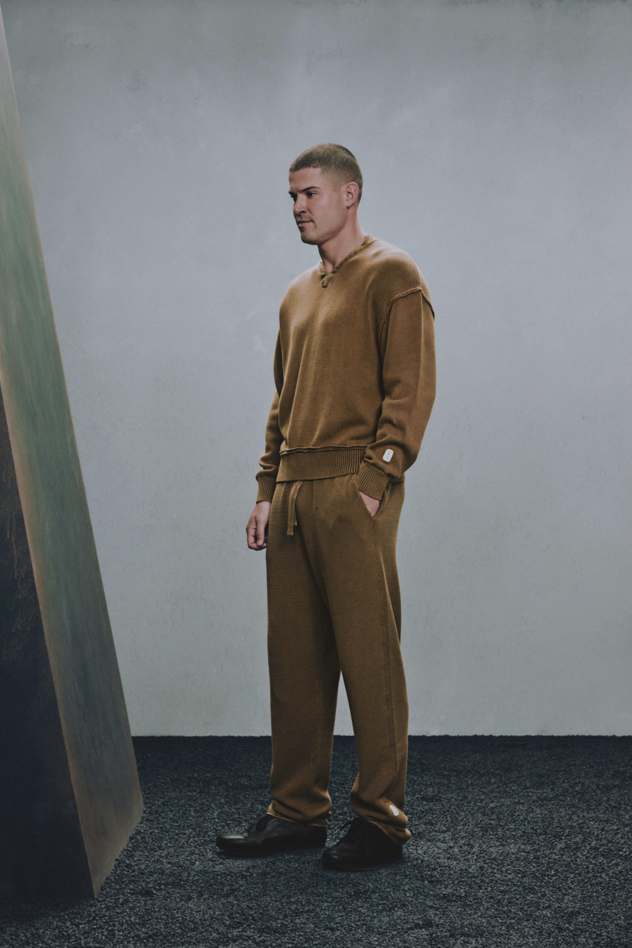 SR_A Zara スウェット V-NECK SWEATER X SR_A - Olive green | ZARA United States