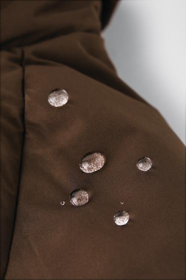 CAZADORA ACOLCHADA WATER REPELLENT - chocolate de Zara