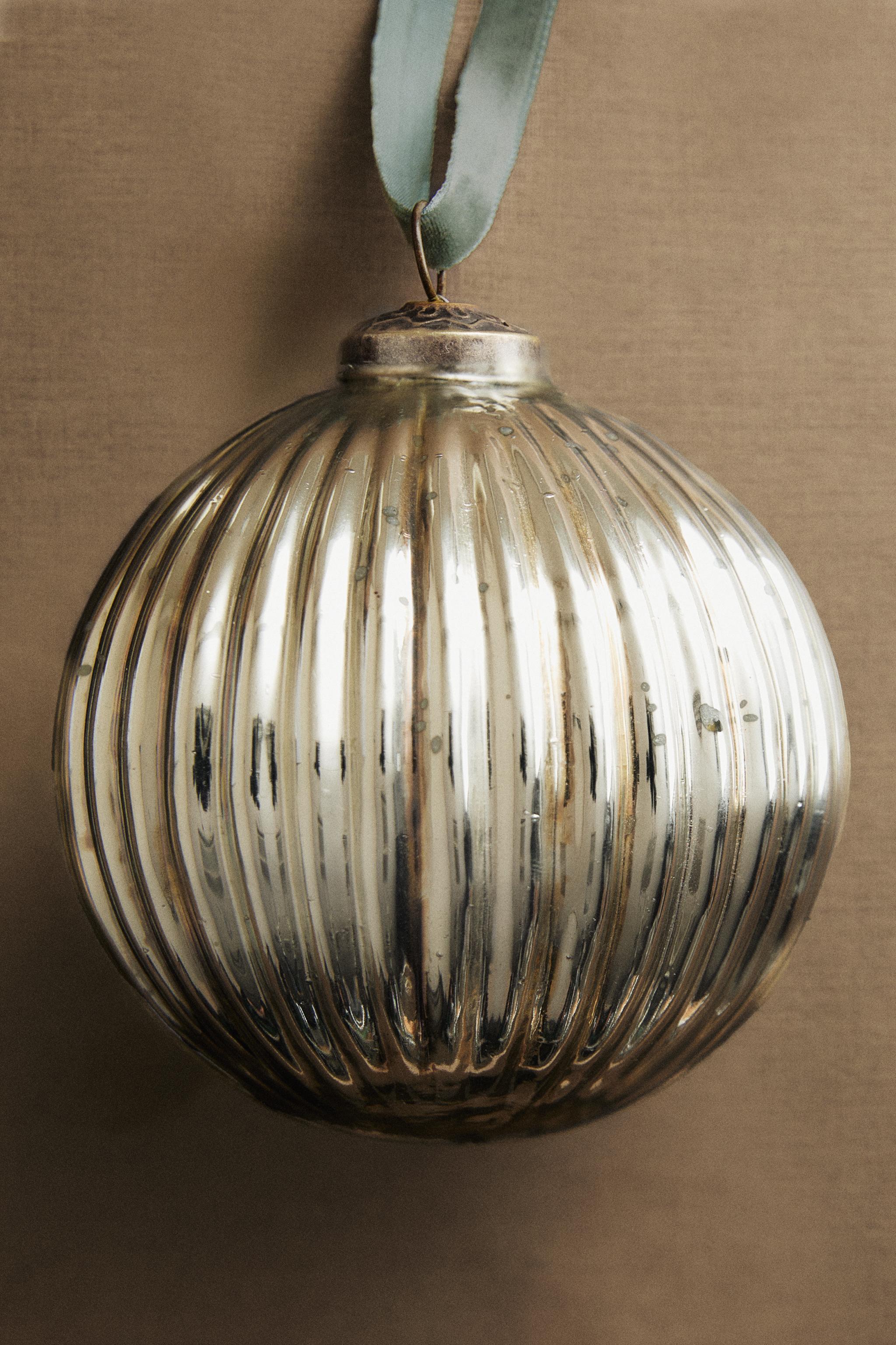 STRIPED BALL CHRISTMAS TREE ORNAMENT