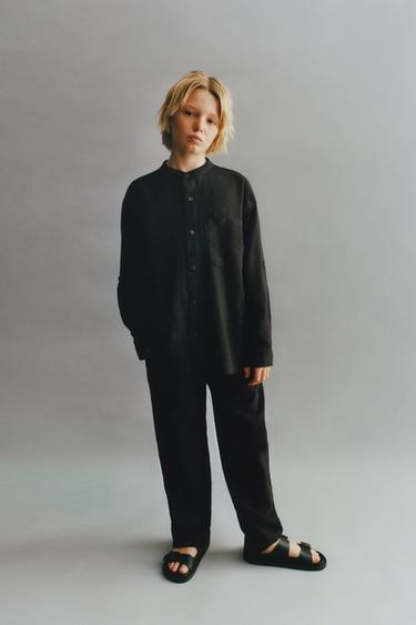 РИЗА ОТ 100% ЛЕН С РЕГУЛИРУЕМ РЪКАВ - Черен от Zara