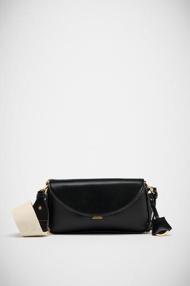 BOLSO ALARGADO BANDOLERA - Negro de Zara