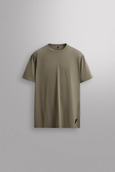 Zara BASIC TECHNICAL T-SHIRT - Mid-green