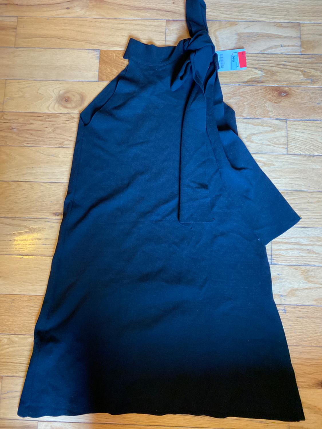 KNIT HALTER BLACK DRESS - Image 2