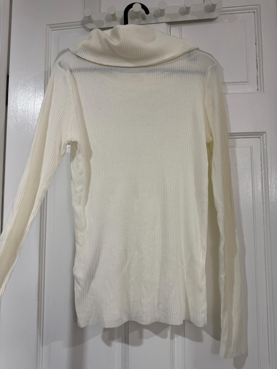 CAMISETA CUELLO ENVOLVENTE - Image 2