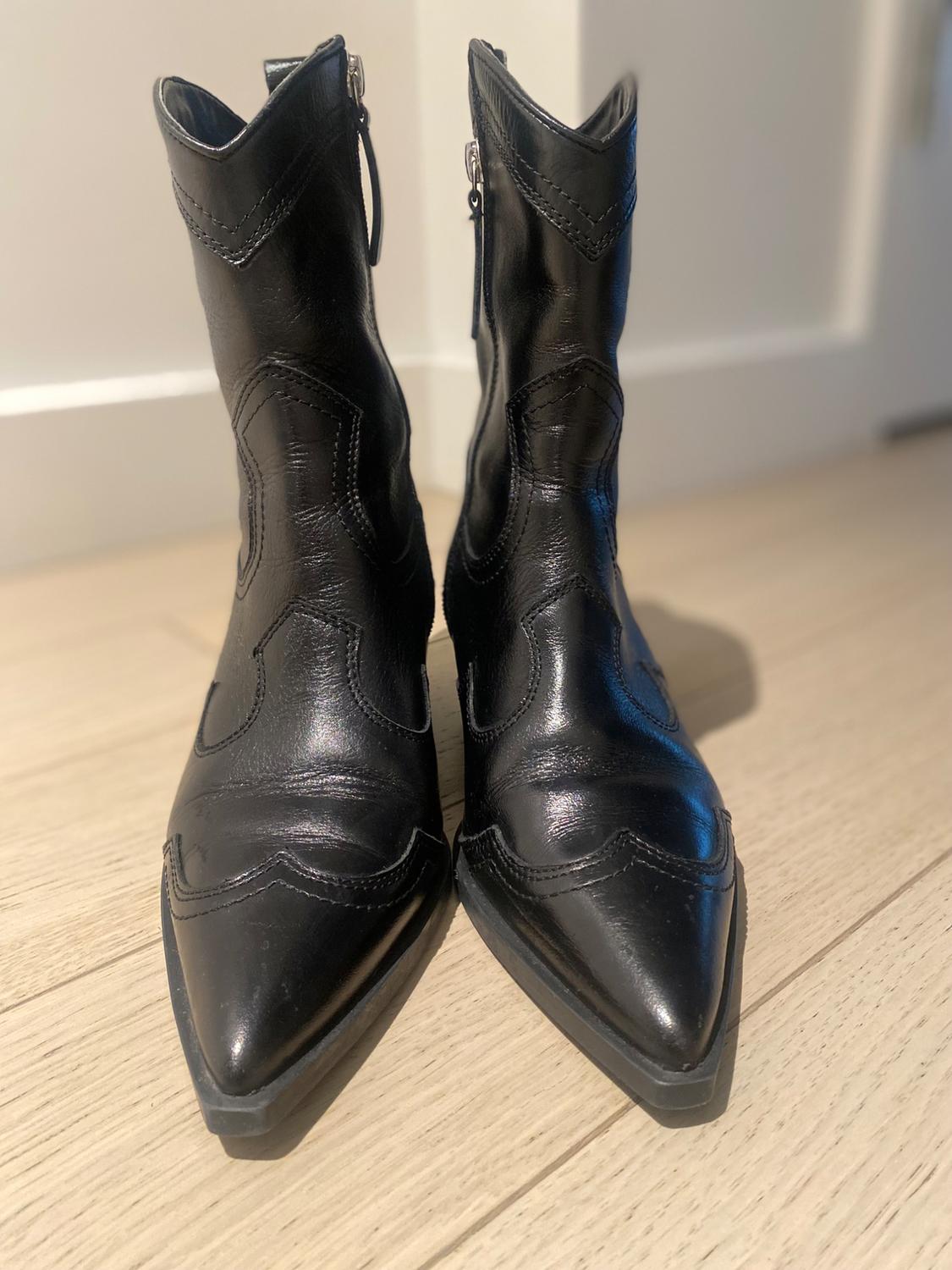 HEELED COWBOY ANKLE BOOTS WITH PIECES