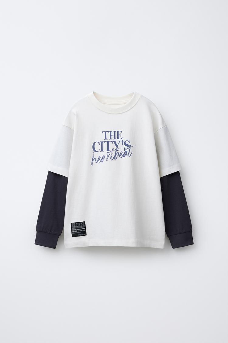 DOUBLE-SLEEVE T-SHIRT WITH CONTRAST SLOGAN Ecru Blue ZARA India