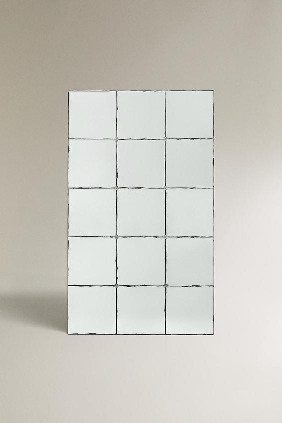 MIROIR SUR PIED EFFET VIEILLI - Argent vieilli de Zara - Image 0