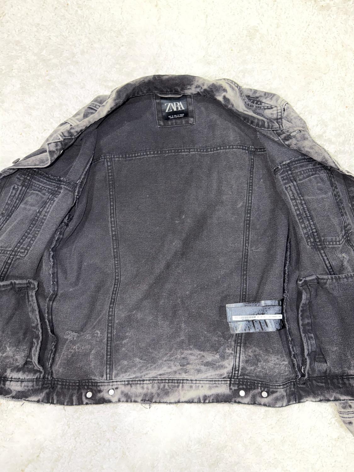 CAZADORA DENIM ESTAMPADO - Image 6