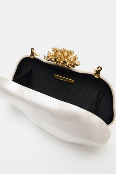 CLUTCH À DÉTAIL MÉTALLIQUE - blanc de Zara - Image 7