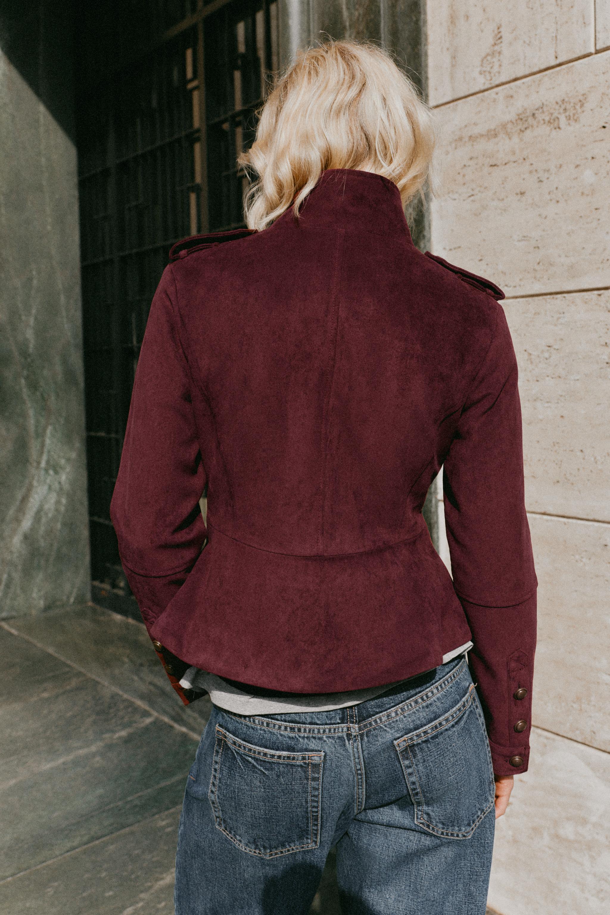 BLOUSON À BRANDEBOURGS EFFET DAIM