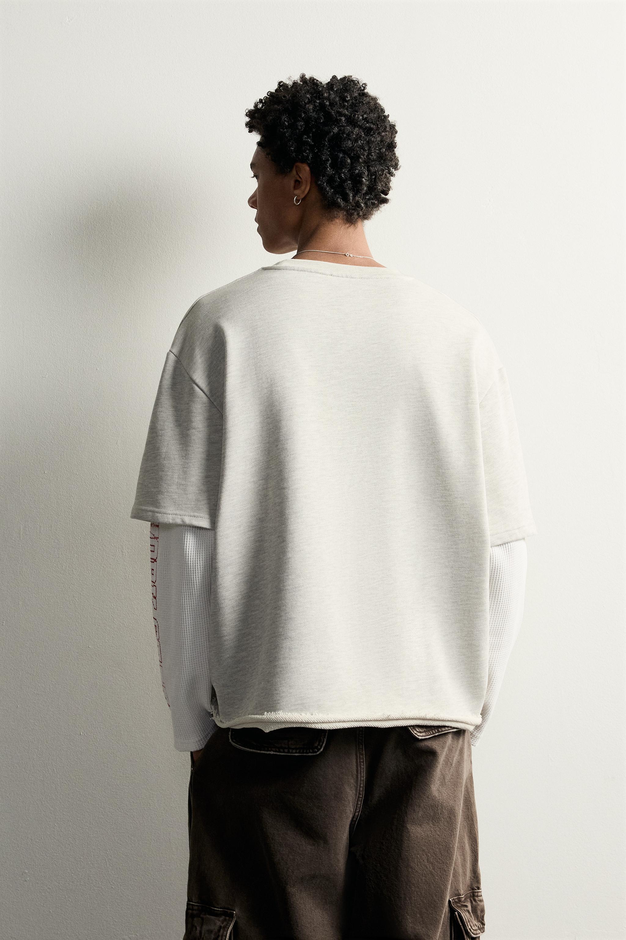 LAYERED EFFECT GRAPHIC T-SHIRT