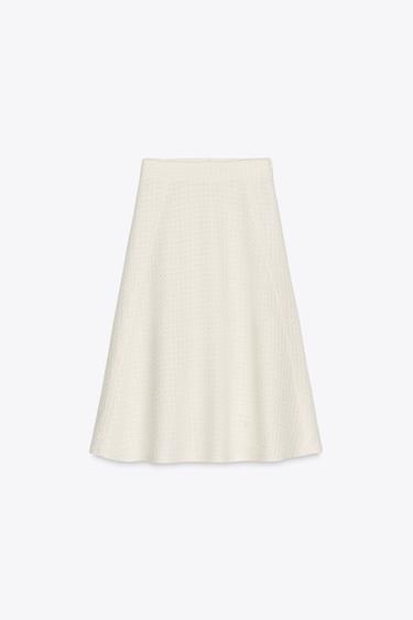تنورة هيكلية كلوش ZW COLLECTION - أبيض مكسور الخاص بـ Zara