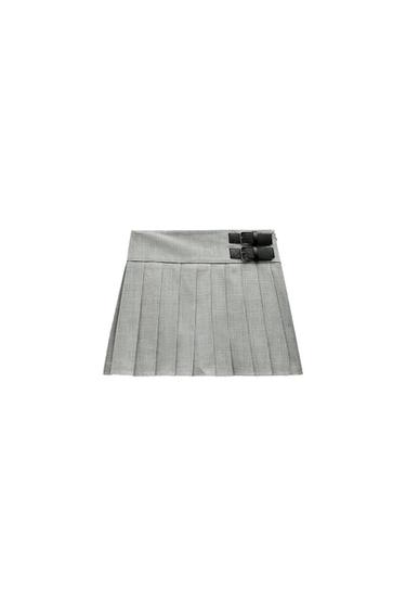 BUCKLED BOX PLEAT SKORT