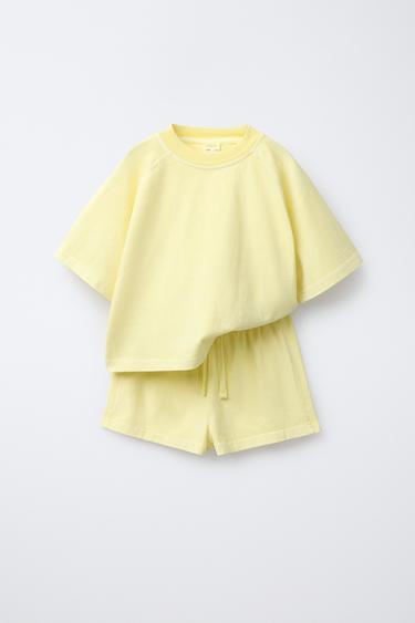 طقم تيشرت وبرمودا GARMENT DYE - أصفر الخاص بـ Zara