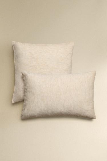 ストライプテクスチャ ピローケースオフホワイトZaraのストライプテクスチャ ピローケース - オフホワイト