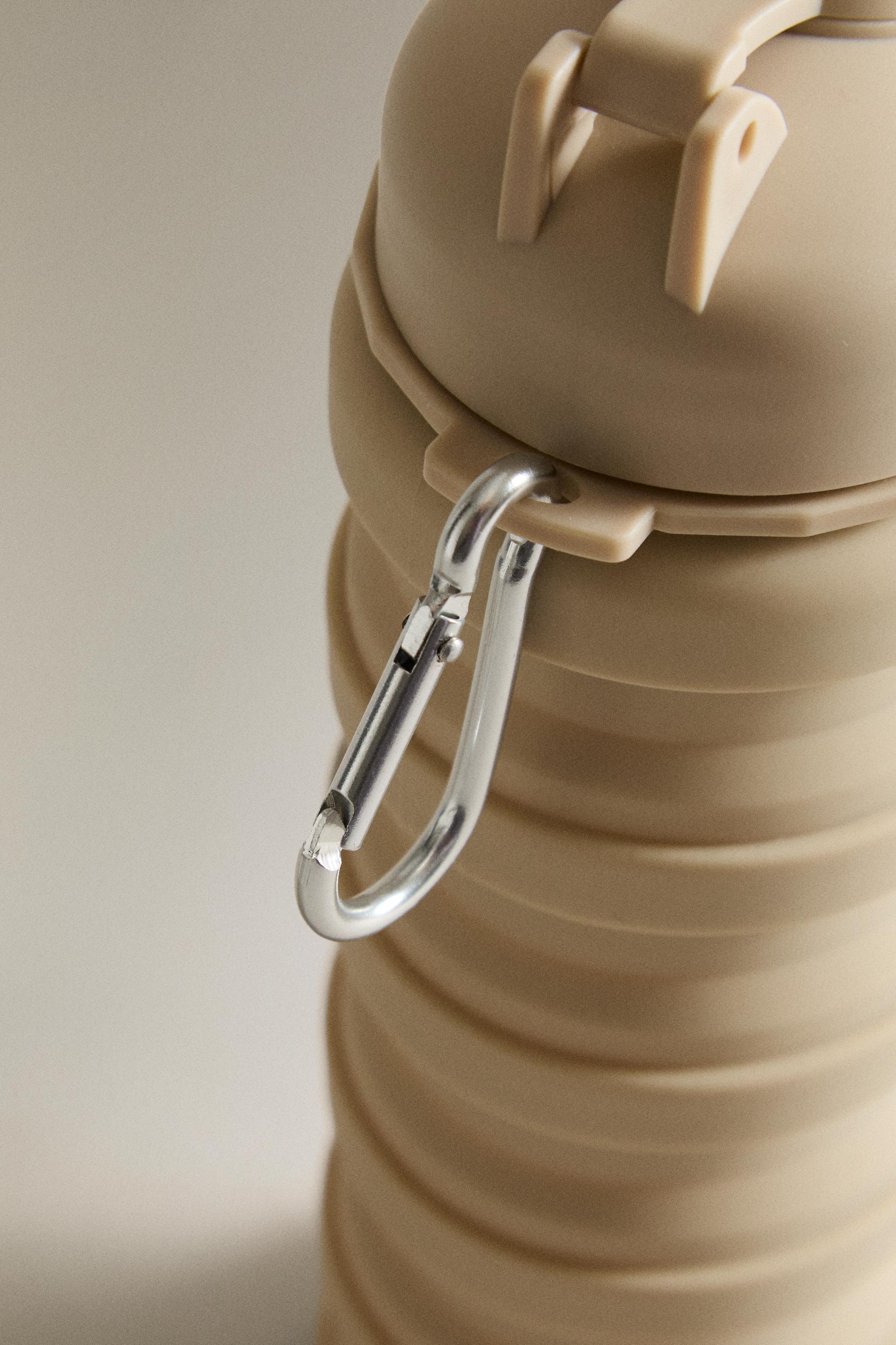 BOUTEILLE D'EAU PLIABLE POUR ANIMAUX
