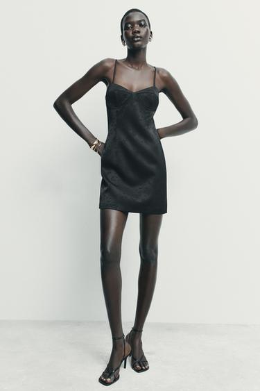 VESTIDO MINI JACQUARD - Negro de Zara