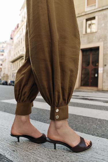 SAROUEL TROUSERS WITH CHAIN BELT - Olive green by Zara