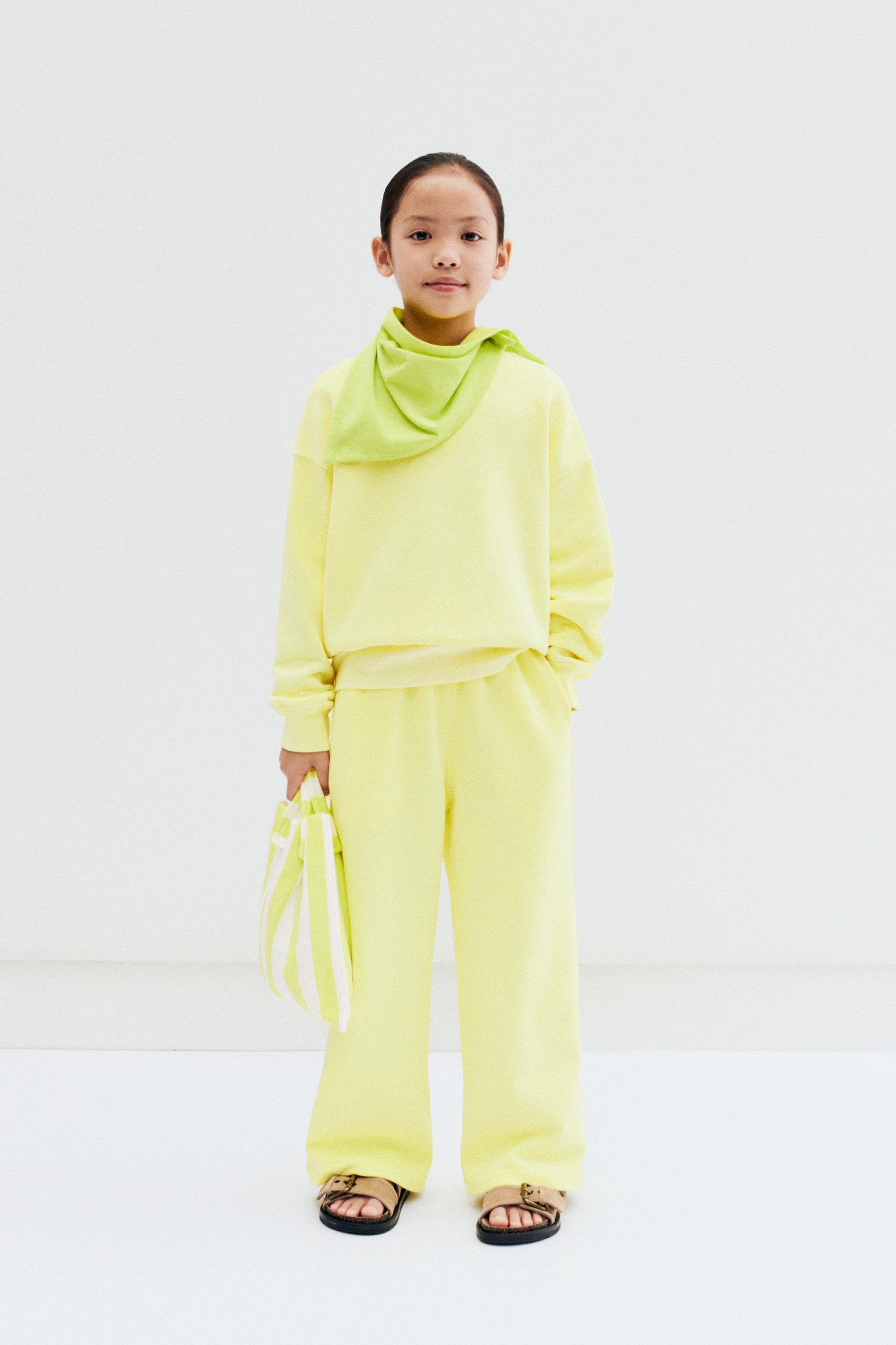 Zara 2024 yellow sweatshirt