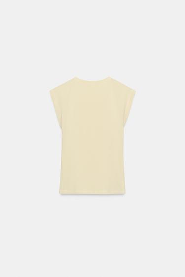 T-SHIRT EN COTON - Jaune pastel de Zara - Image 5