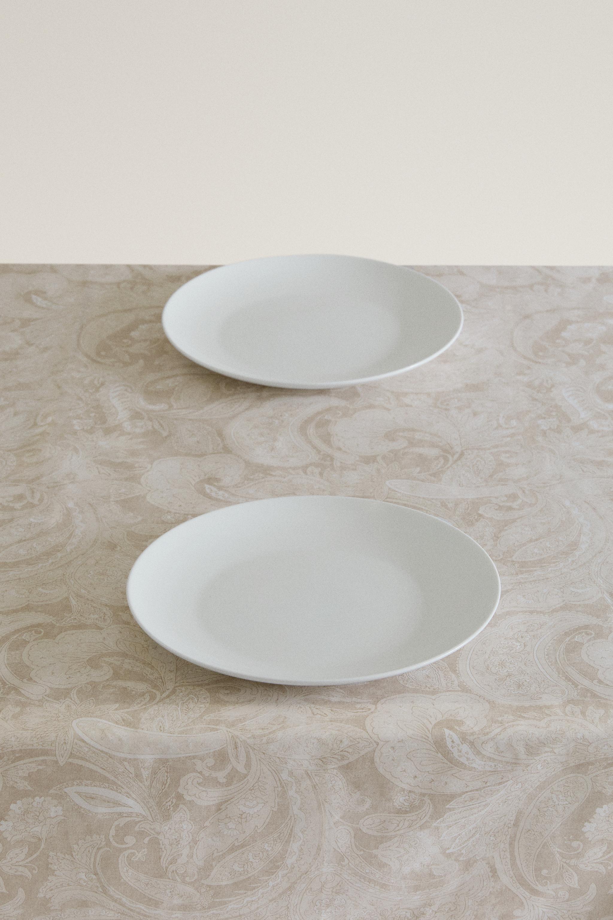 PAISLEY PRINT RESIN-COATED TABLECLOTH