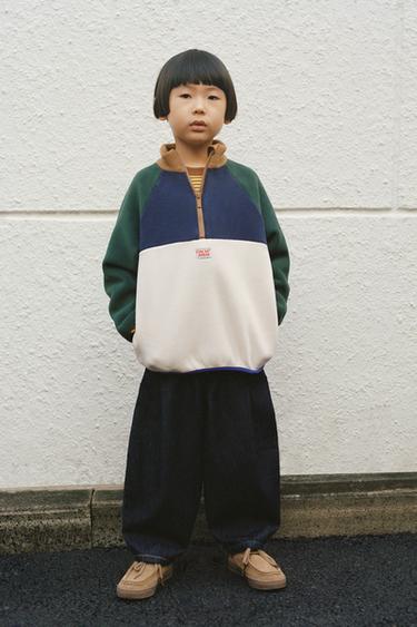 SUDADERA POLAR COLOR BLOCK ETIQUETA  - Verde de Zara