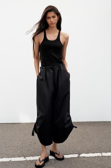 PANTALÓN CULOTTE BAJO AJUSTABLE - Negro de Zara - Imagen 0