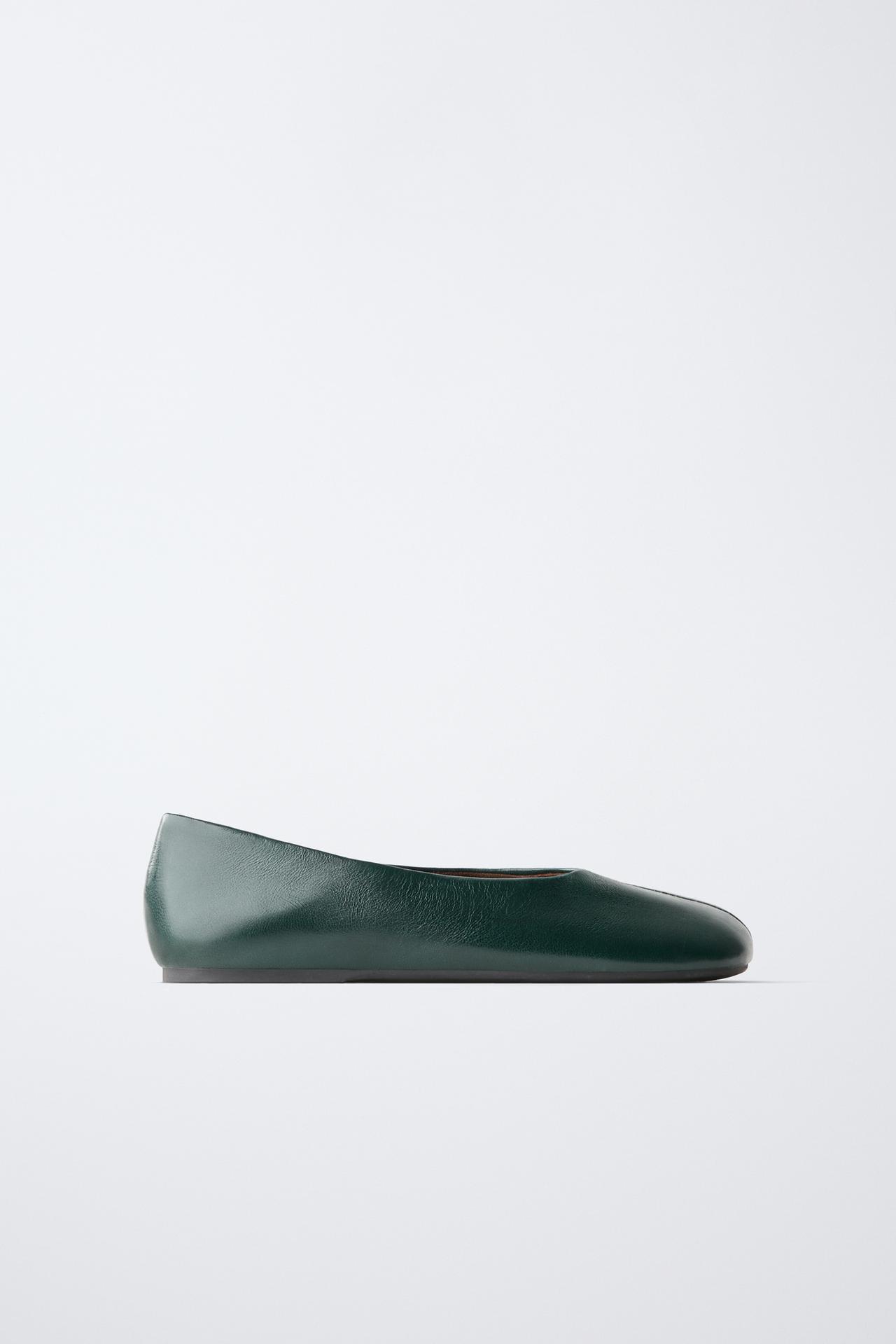 LEATHER BALLET FLATS — Green