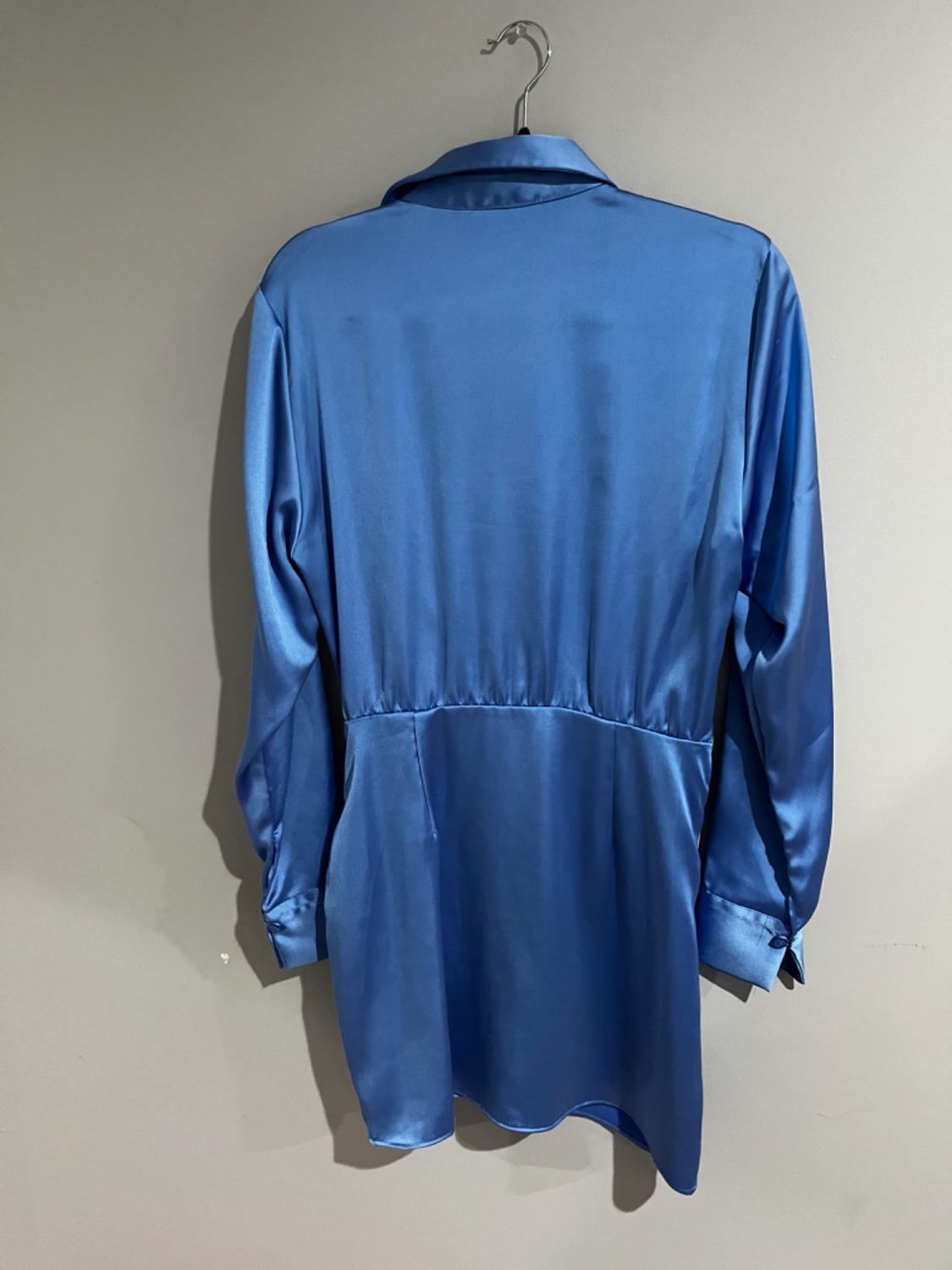 SHORT SATIN EFFECT DRESS - Image 2