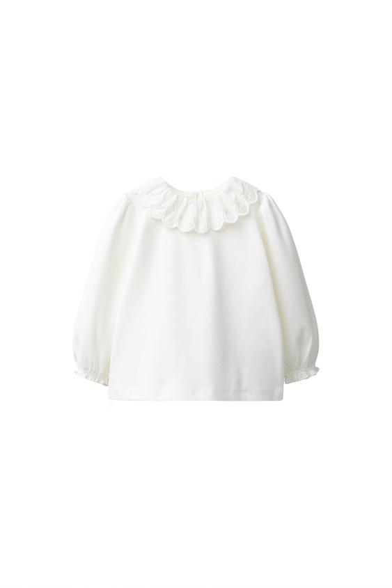 EMBROIDERED PETER PAN COLLAR T-SHIRT - Ecru de Zara - Imagen 0