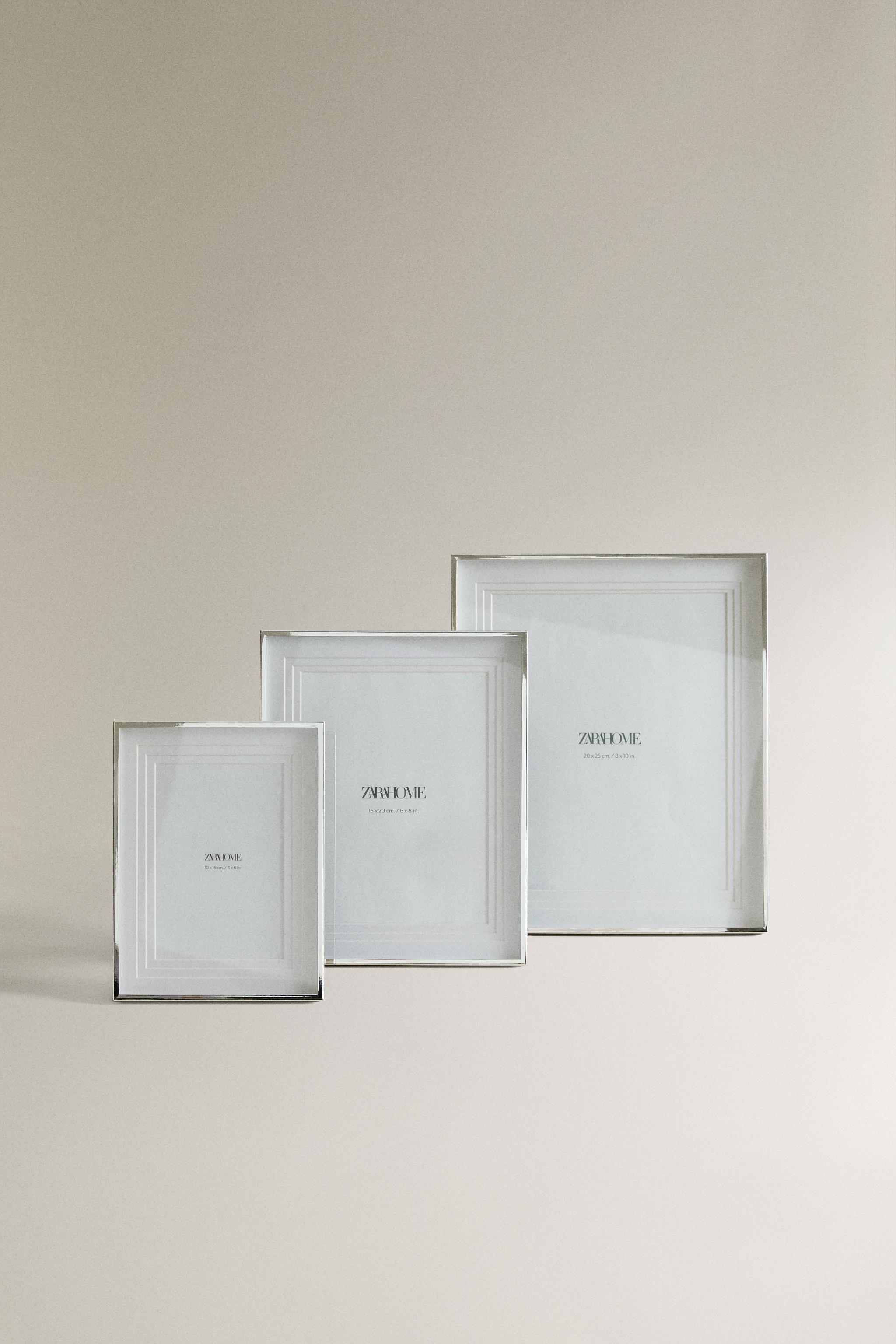 段付きマットボード付きメタルフォトフレーム - シルバー | ZARA Japan