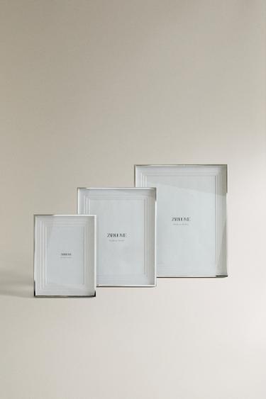 METAL PHOTO FRAME WITH LAYERED PASSE-PARTOUT - Silver by Zara
