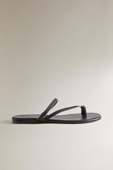 FLAT LEATHER SANDALS - Black by Zara