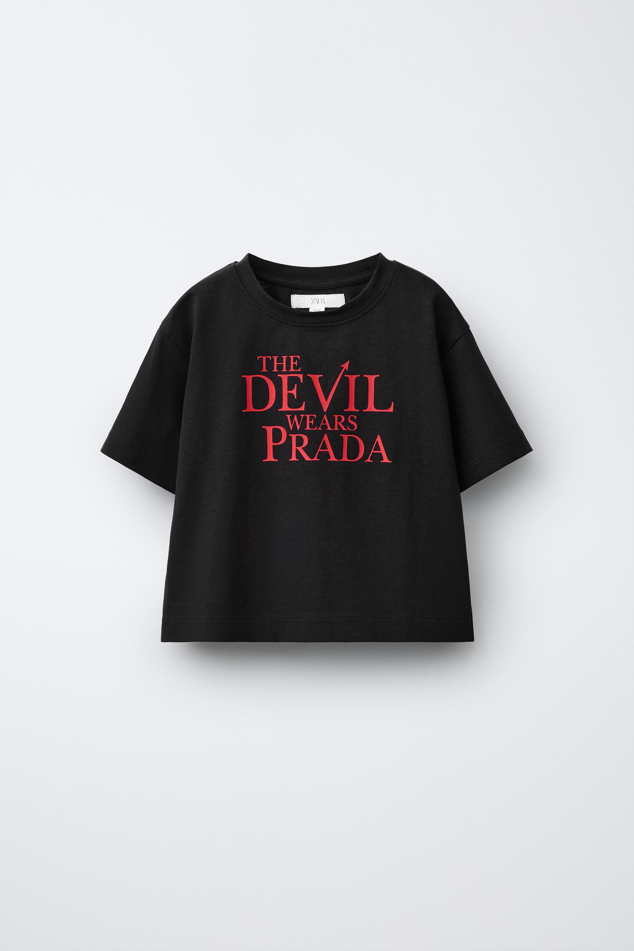 PRADA プラダ ブラック 赤タグ ラバー Tシャツ ジッパーポケット付き PRADA プラダ ブラック 赤タグ ラバー Tシャツ ジッパーポケット付き