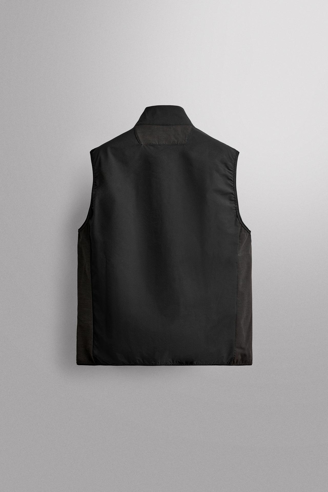 COMBINED TECHNICAL VEST — Black / White