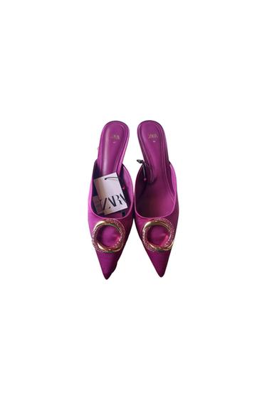 MULES CON TACCO E DECORAZIONE