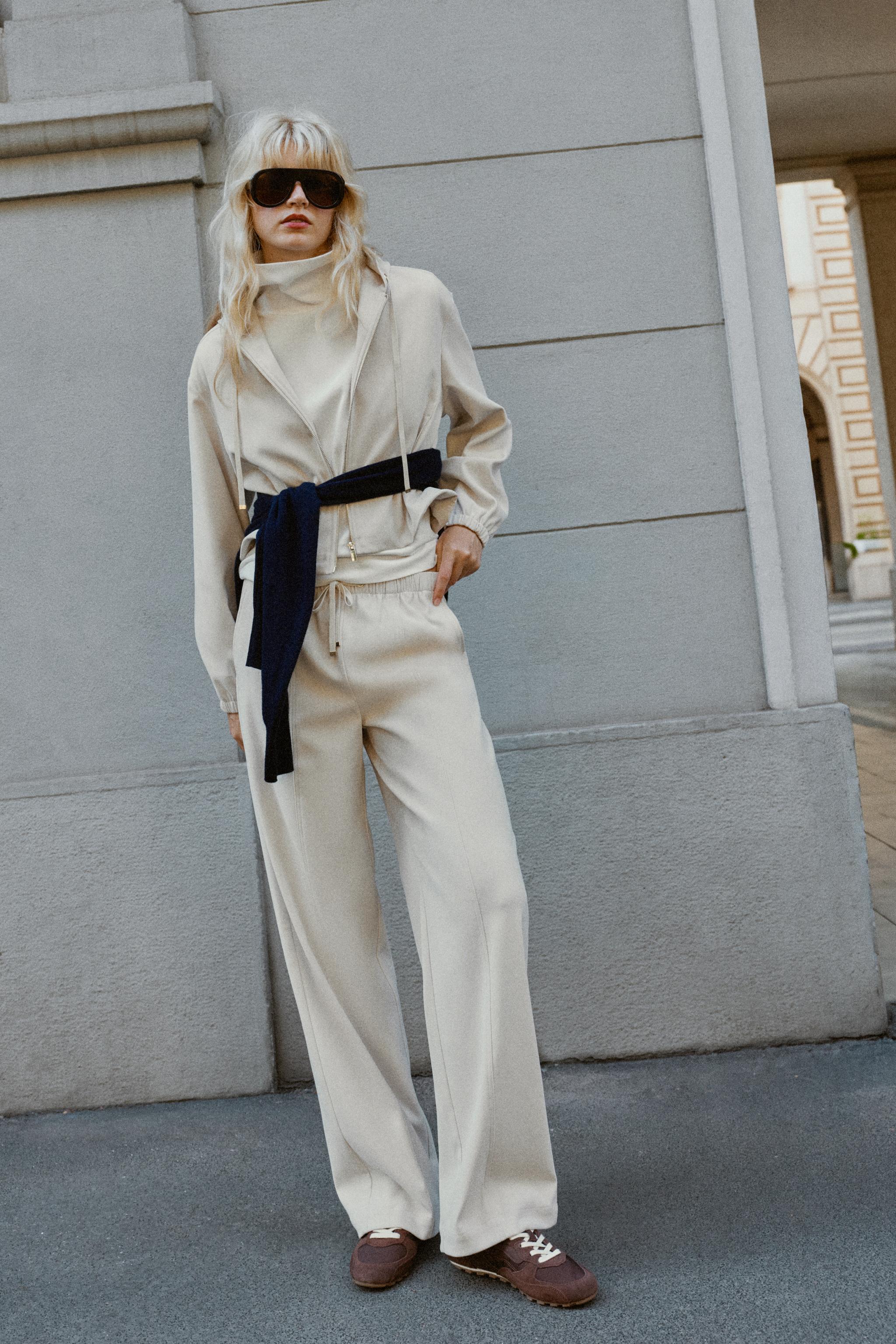ELASTIC WAIST WIDE LEG TROUSERS
