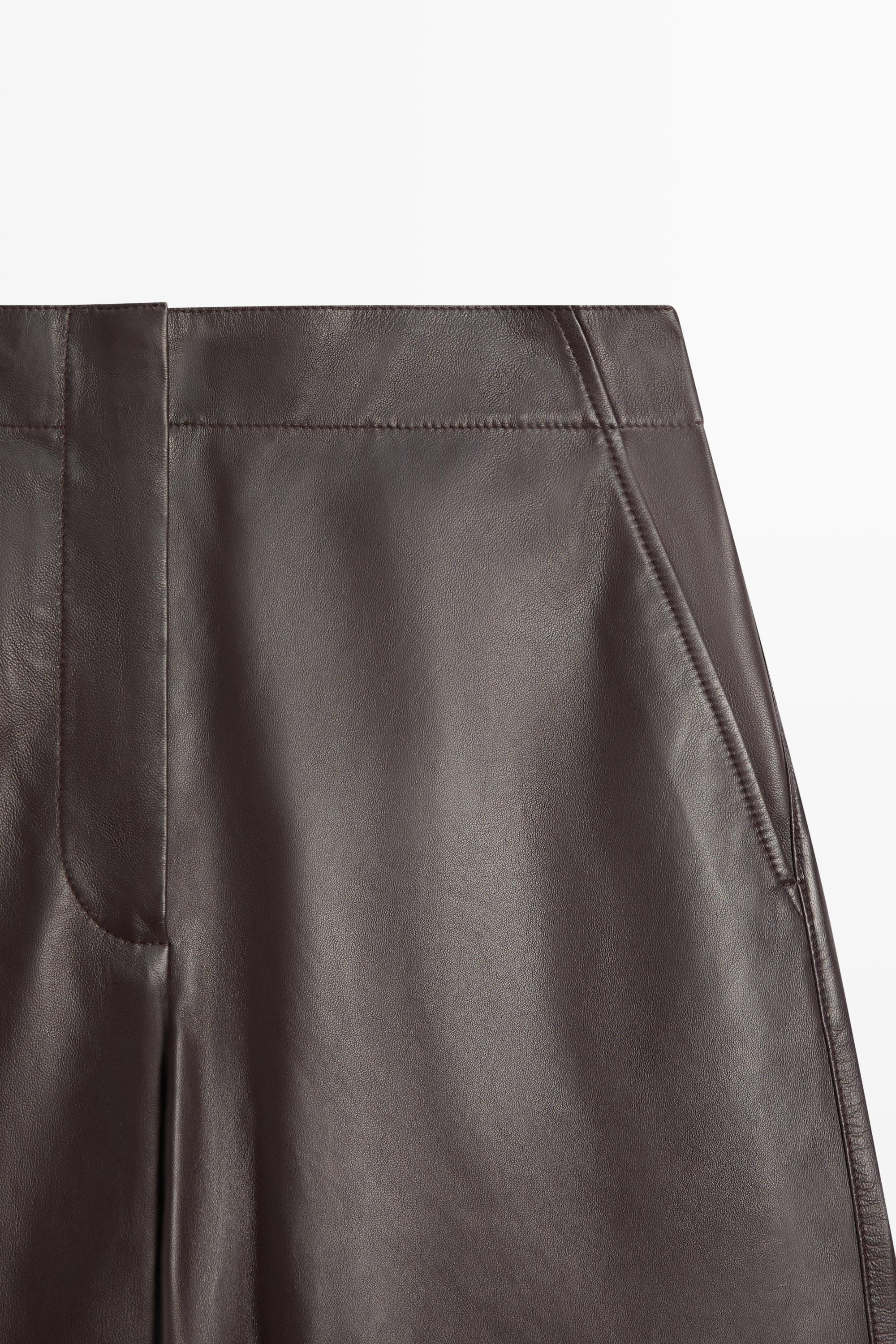 Pantalon barrel fit en cuir