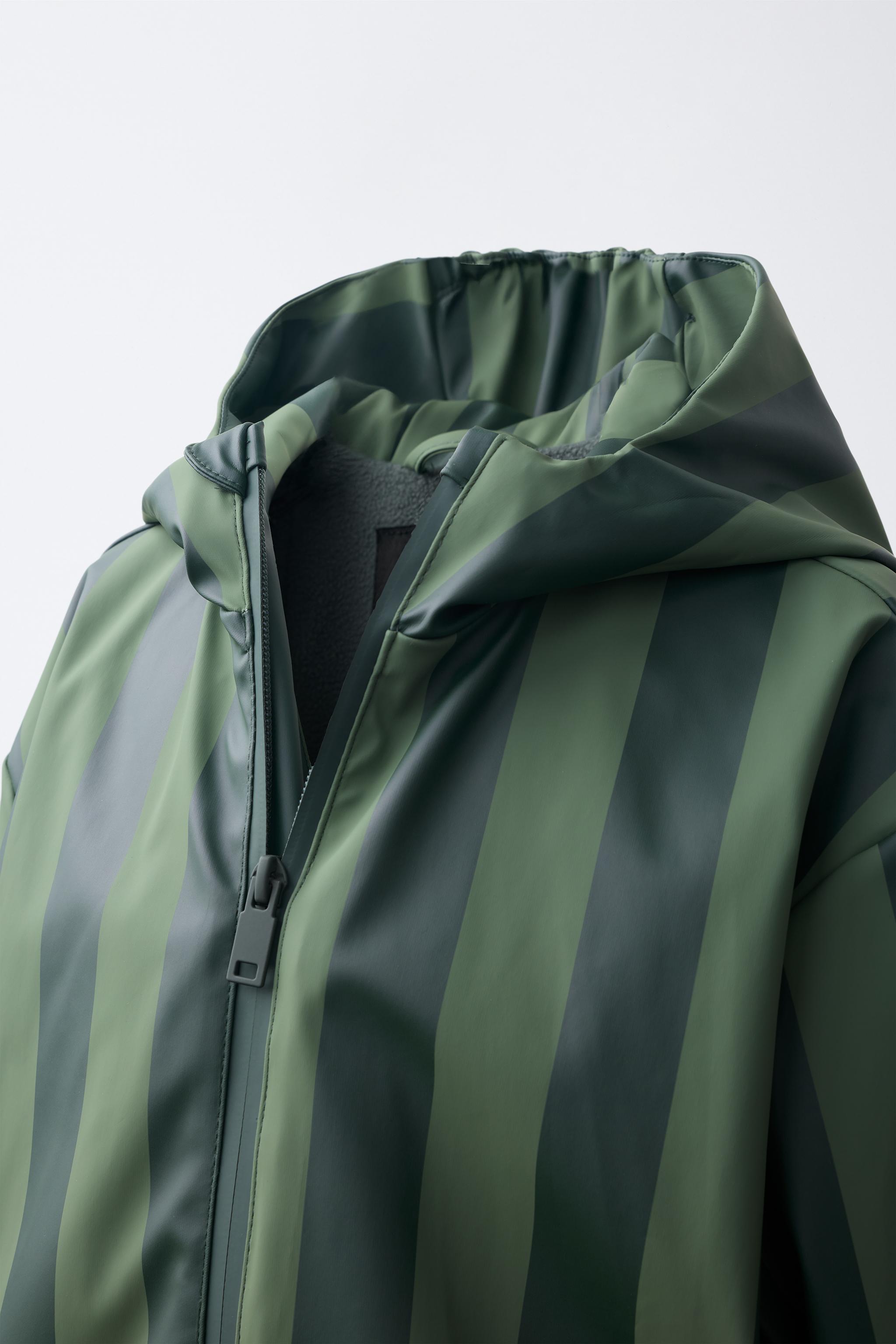STRIPED WATER-RESISTANT RUBBERIZED RAINCOAT