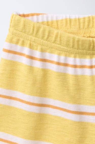 ENSEMBLE T-SHIRT ET BERMUDA À RAYURES - Jaune de Zara - Image 3
