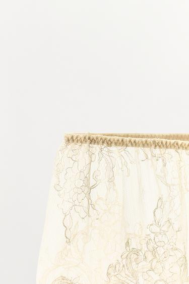SHORT EN DENTELLE BRODÉE - Écru de Zara - Image 8