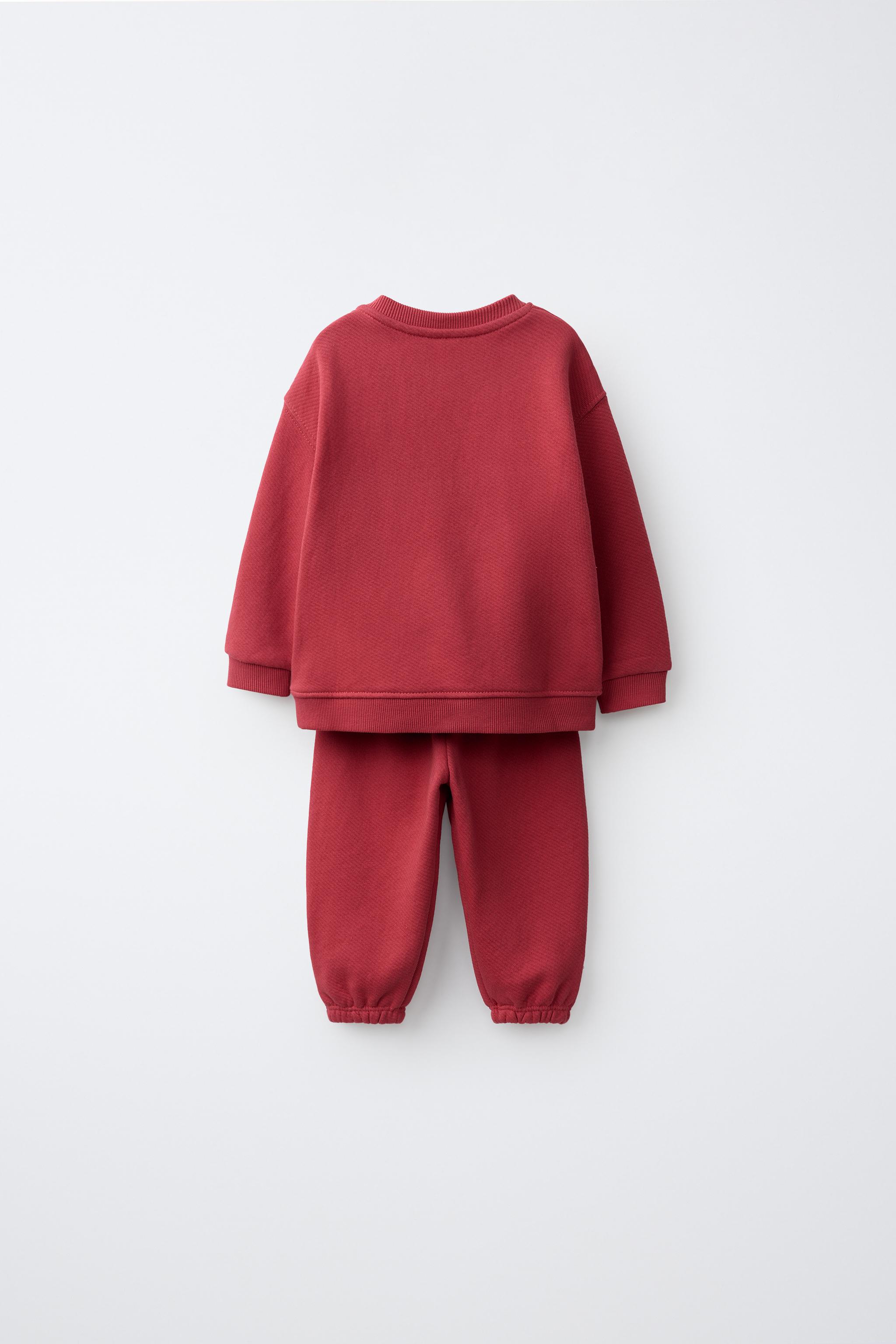TEXT SWEATSHIRT AND JOGGER PANTS SET — Mid-red