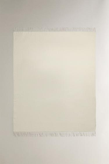 FRINGED THROW - Ecru by Zara - Image 0