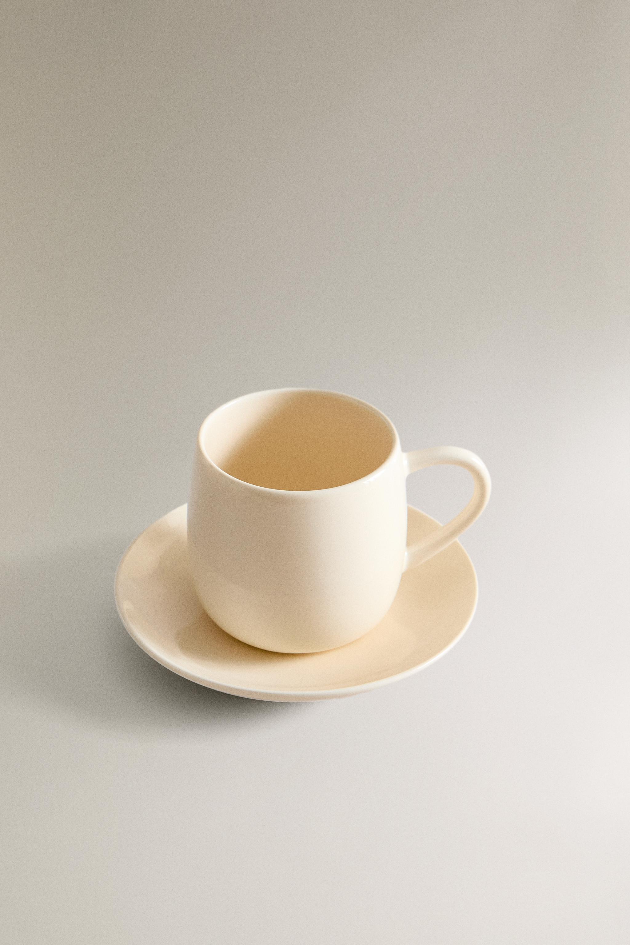 PLAIN STONEWARE COFFEE CUP — Cream