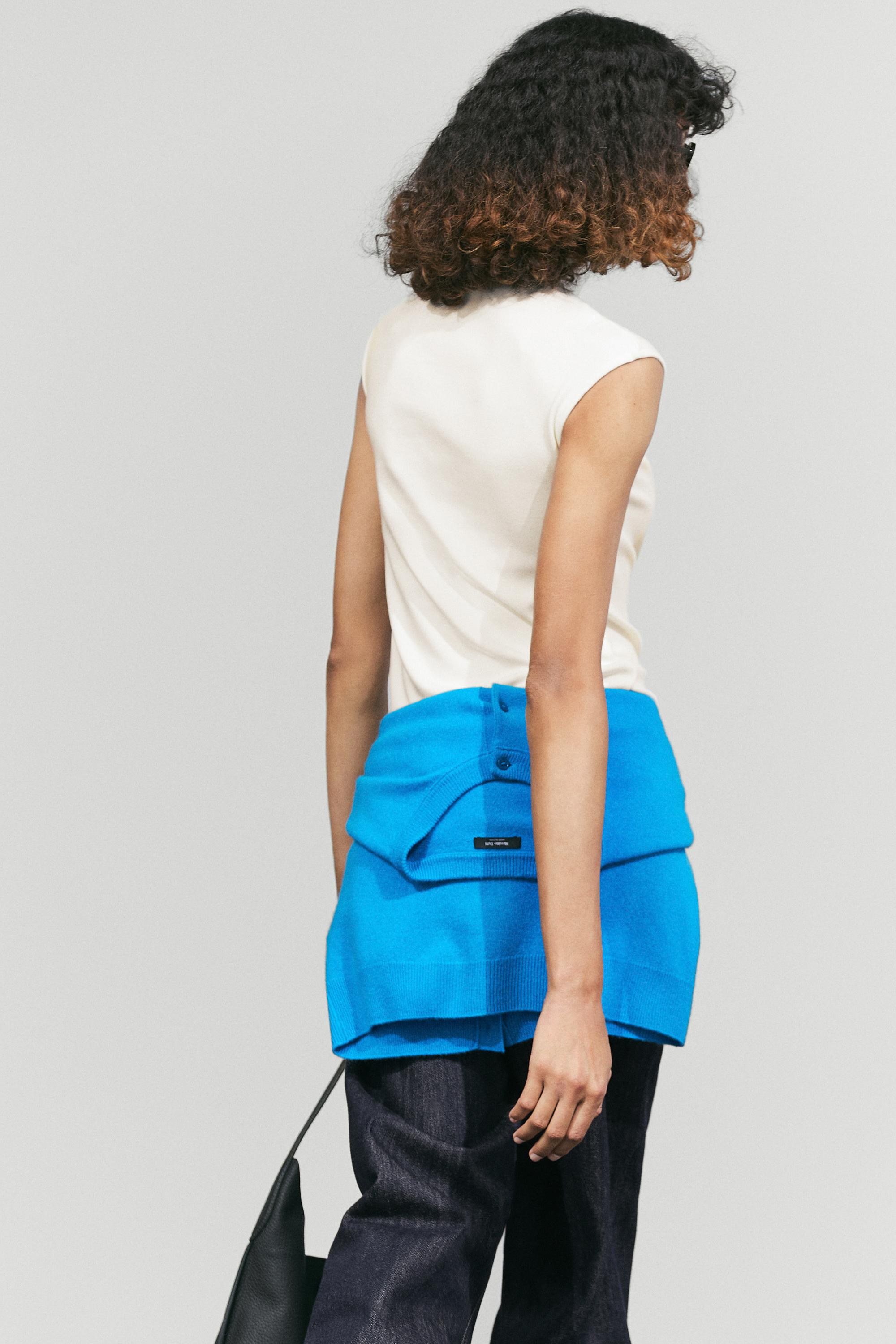 Top à col cheminée en maille extensible