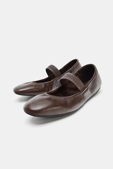 LEATHER BALLERINAS WITH ELASTIC STRAP - Brown by Zara - Image 2