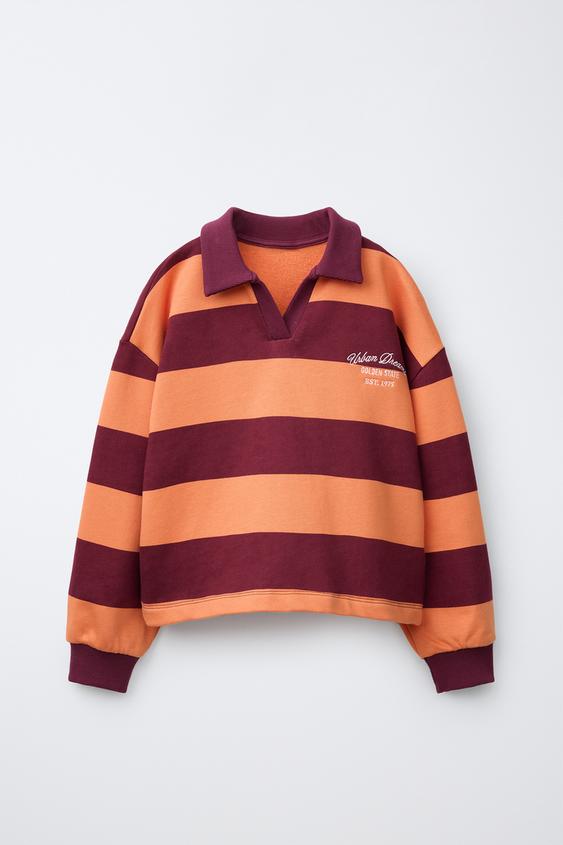 BLUZË HOODIE POLO ME VIJA DHE TEKST TË QËNDISUR - Bordo nga Zara - Imazh 0