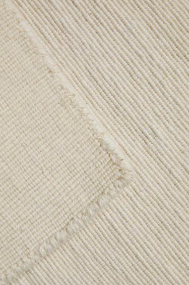 SMALL WOOL RUG WITH WAVY LINES - Ecru by Zara - Image 4